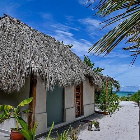 Casa Mate Beachfront Cabanas El Cuyo Εξωτερικό φωτογραφία