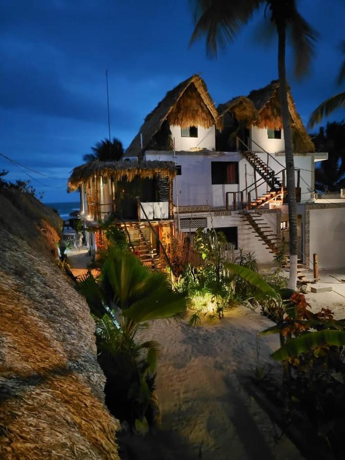 Casa Mate Beachfront Cabanas El Cuyo Εξωτερικό φωτογραφία